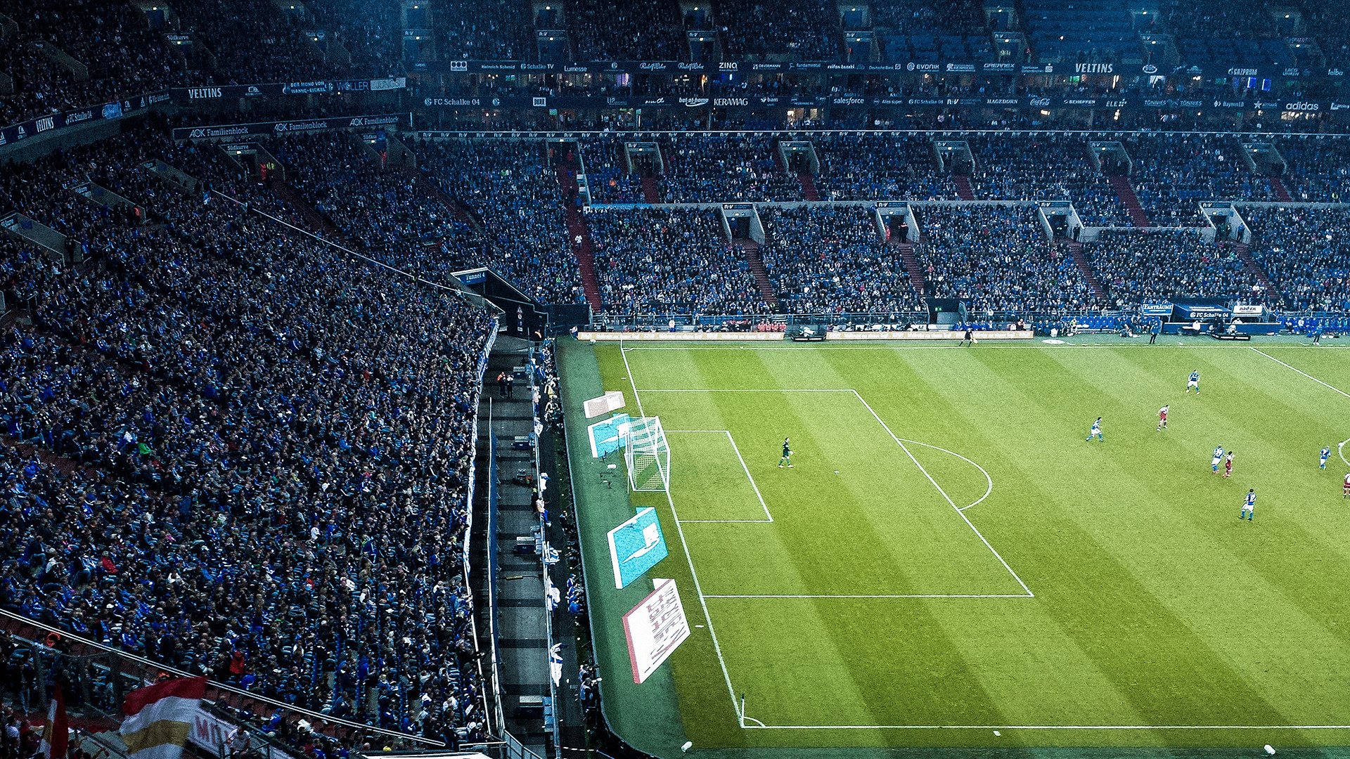 哈兰德的比赛数据在赛季中段继续刷新多项纪录,哈兰德2020数据